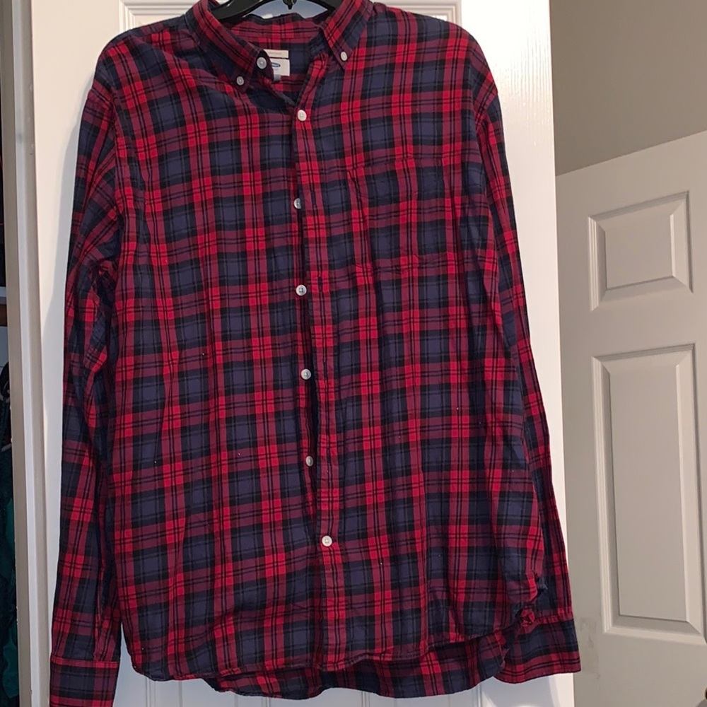 Old Navy Men's Casual Red and Black Checkered Shirt